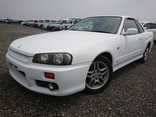 Nissan Skyline R34 GT 2.5 Coupe AT